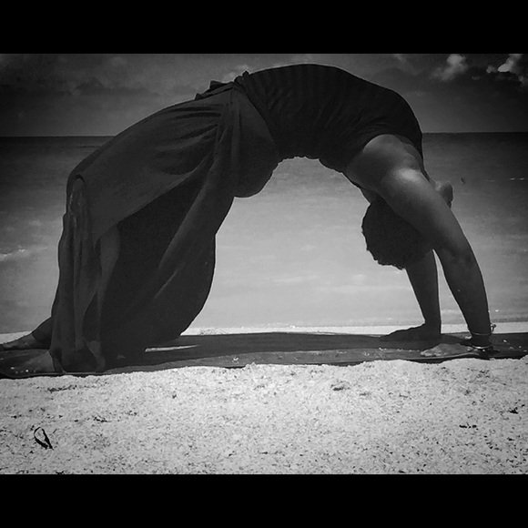 Meet your Posher, Lisa - Picture 1 of 1